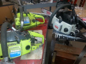 Poulan counter deals vibe 3400 chainsaw